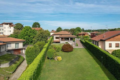 Villa en Ispra, Varese, Ispra - € 1.150.000 | Ref: ILV92951-1379862 - photo 2