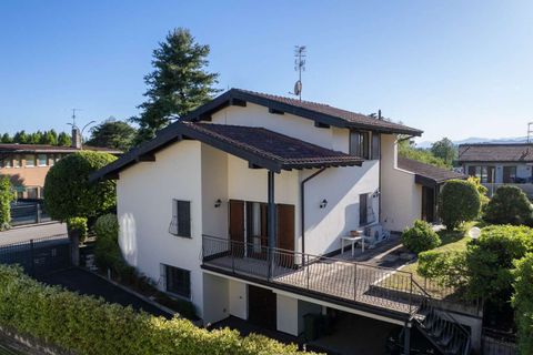 Villa a Gavirate, Varese, Gavirate - € 650.000 | Ref: ILV93220-1388063 - foto 16