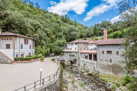 Farm hus i Loro Ciuffenna, Arezzo, Loro Ciuffenna - € 3.300.000 | Ref: ILV92387-1390653 - foto 2