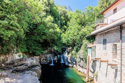 Farm hus i Loro Ciuffenna, Arezzo, Loro Ciuffenna - € 3.300.000 | Ref: ILV92387-1390653 - foto 39