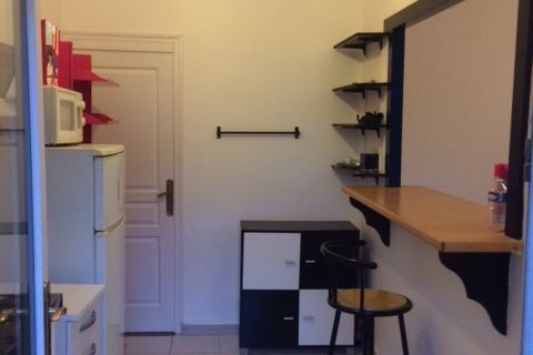 Apartament a Marseille, Bouches-du-Rhone, Marseille - € 750/mes | Ref: 107396 - foto 8