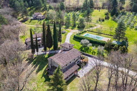 Farm hus i Chiusi della Verna, Arezzo, Chiusi della Verna - € 1.400.000 | Ref: ILV92654-1393617 - foto 1