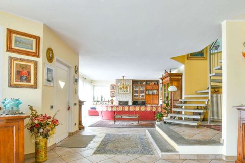 Villa i Omegna, Verbano Cusio Ossola, Omegna - € 750.000 | Ref: ILV92812-1396369 - foto 8