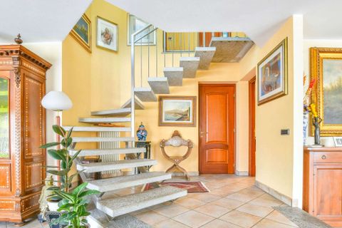 Villa i Omegna, Verbano Cusio Ossola, Omegna - € 750.000 | Ref: ILV92812-1396369 - foto 19