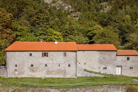 Farm hus i Serrapetrona, Macerata, Serrapetrona - € 800.000 | Ref: ILV92943-1399236 - foto 36