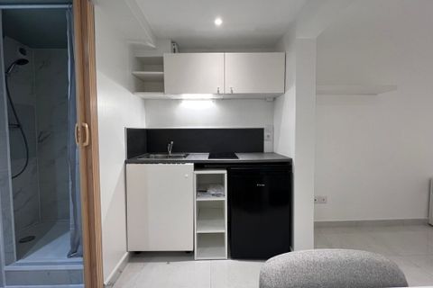 Estudi a Dijon, Cote-d'Or, Dijon - € 500/mes | Ref: 851052 - foto 3
