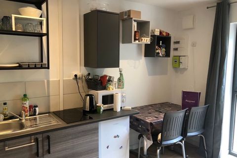 Studio in Bron, Rhone, Bron - € 590/month | Ref: 888690 - photo 1