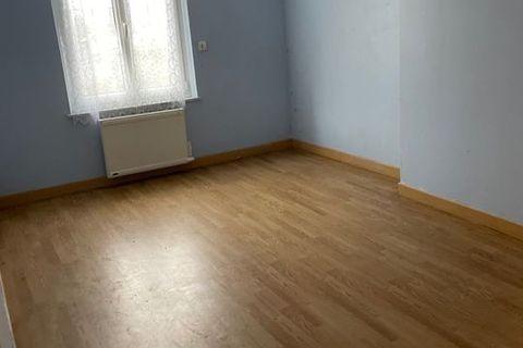 Villa a Barenton, Manche, Barenton - € 520/mes | Ref: 888658 - foto 3