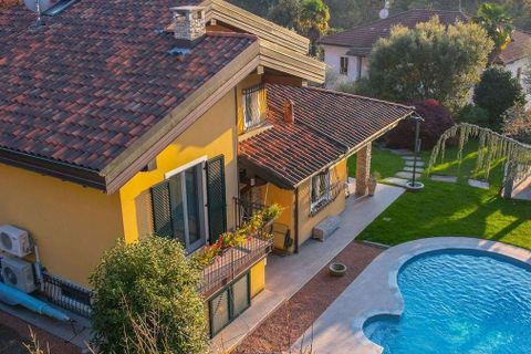 Villa i Besozzo, Varese, Besozzo - € 690.000 | Ref: ILV93342-1405334 - foto 26