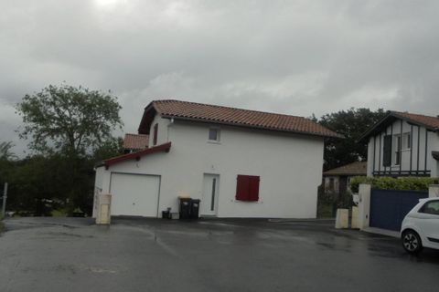 Villa a Urcuit, Pyrenees-Atlantiques, Urcuit - € 1.265/mes | Ref: 887610 - foto 2