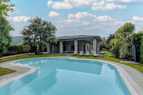 Villa i Capriolo, Brescia, Capriolo - € 850.000 | Ref: ILV93303-1407268 - foto 1