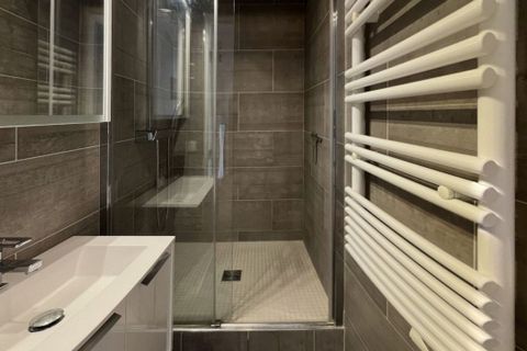 Apartament a Suresnes, Hauts-de-Seine, Suresnes - € 2.460/mes | Ref: 884360 - foto 2