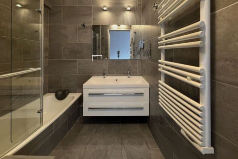 Apartament a Suresnes, Hauts-de-Seine, Suresnes - € 2.460/mes | Ref: 884360 - foto 3