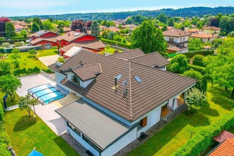 Villa i Castronno, Varese, Castronno - € 930 000 | Ref: ILV93761-1416930 - foto 24