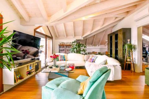 Villa i Castronno, Varese, Castronno - € 930 000 | Ref: ILV93761-1416930 - foto 30