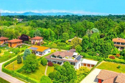 Villa i Castronno, Varese, Castronno - € 930 000 | Ref: ILV93761-1416930 - foto 31