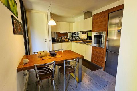 Villa i Sesto Calende, Varese, Sesto Calende - € 690.000 | Ref: ILV93772-1417338 - foto 4