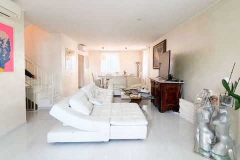 Villa i Camaiore, Lucca, Camaiore - € 1 100 000 | Ref: ILV93749-1417875 - foto 8