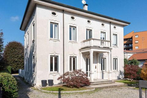 Villa i Meda, Monza and Brianza, Meda - € 790.000 | Ref: ILV93825-1418178 - foto 2
