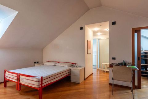 Villa i Meda, Monza and Brianza, Meda - € 790.000 | Ref: ILV93825-1418178 - foto 15