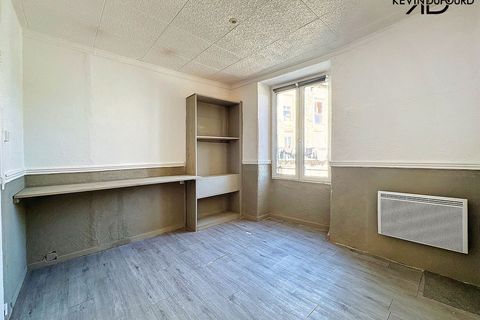 Stadthaus in Aubenas, Ardeche, Aubenas - € 120.000 | Ref: 1204-M-AUBENAS12782 - Foto 3