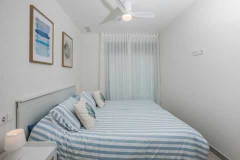 Apartament a Javea, Alicante, Javea - € 2.000/mes | Ref: ELI1334 - foto 35