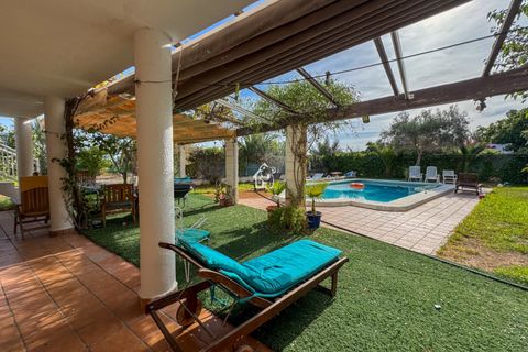Villa a Torrevieja, Alicante, Torrevieja - € 2.600/mes | Ref: CHA0418 - foto 5