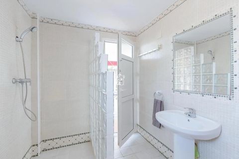 Villa a Torrevieja, Alicante, Torrevieja - € 2.600/mes | Ref: CHA0418 - foto 34