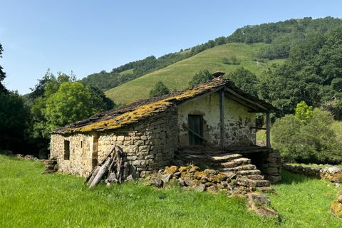 Ruïna a Vega De Pas, Cantabria, Vega De Pas - € 175.000 | Ref: 4072 - foto 2