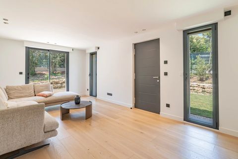 Villa i Mougins, Alpes-Maritimes, Mougins - € 3.900.000 | Ref: HH-16228307 - foto 16