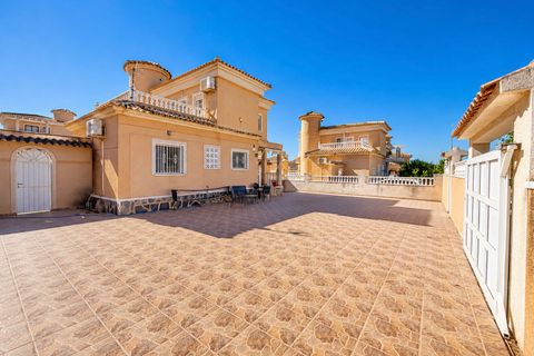 Villa i La Marina, Alicante, La Marina - € 335.000 | Ref: NP:892 - foto 3