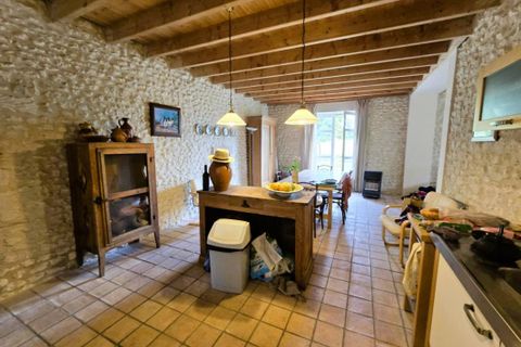 Villa a Saint-Thomas-De-Conac, Charente-Maritime, Saint-Thomas-De-Conac - € 240.000 | Ref: 3011444415 - foto 4
