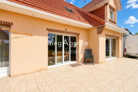 Haus in Calais, Pas-de-Calais, Calais - € 299.900 | Ref: 206083 - Foto 1