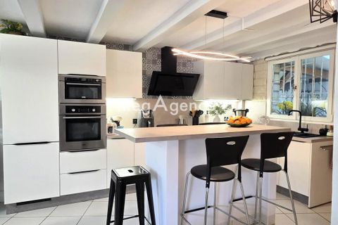 Villa i Montfermeil, Seine-Saint-Denis, Montfermeil - € 359.000 | Ref: 205618 - foto 1