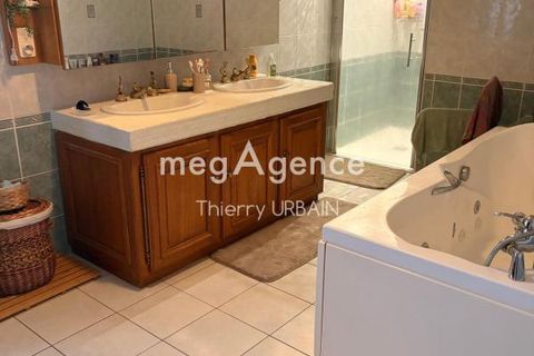 Villa a Amplepuis, Rhone, Amplepuis - € 365.000 | Ref: 205378 - foto 4
