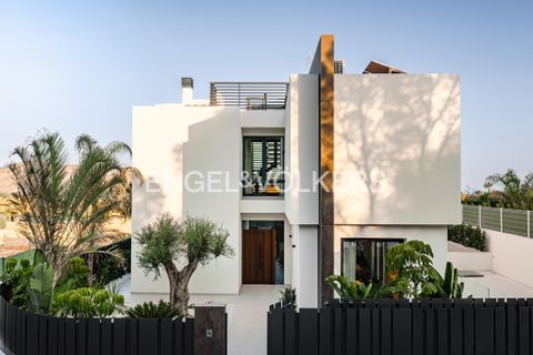 Villa i La Nucia, Alicante, La Nucia - € 1.280.000 | Ref: W-02X70J - foto 2