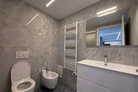 Apartament a Menton, Alpes-Maritimes, Menton - € 1.900/mes | Ref: A06283 - foto 5