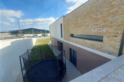 Villa a Guimaraes, Braga, Guimaraes - € 850.000 | Ref: 129 - foto 4