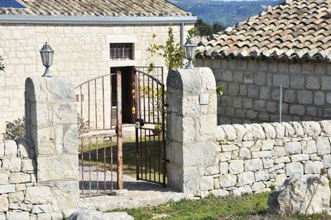 Villa in Modica, Ragusa, Modica - € 459.000 | Ref: V 67 C - foto 6