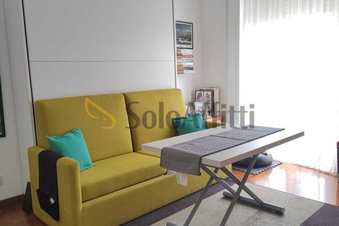 Apartament a Rome, Rome, Rome - € 650/mes | Ref: SCAR-090213 - foto 3