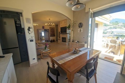 Stadthaus in Sanremo, Imperia, Sanremo - € 325.000 | Ref: P118 - Foto 5