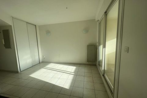Apartament a Manosque, Alpes-de-Haute-Provence, Manosque - € 560/mes | Ref: 222 - foto 2