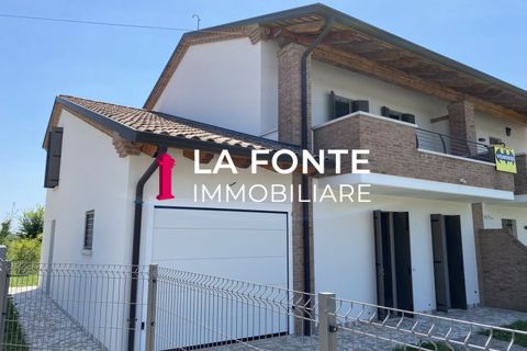 Villa en Campodarsego, Padua, Campodarsego - € 410.000 | Ref: B390 - photo 1