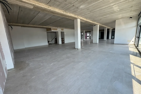 Erhvervsejendom i Caldiero, Verona, Caldiero - € 390.000 | Ref: 1607_KEVIN - foto 6