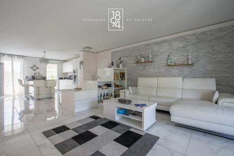 Leilighet i Marseille, Bouches-du-Rhone, Marseille - € 614 640 | Ref: 9AR1-J0G-ZHM - foto 4
