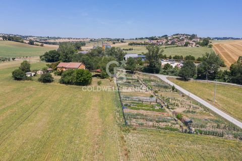 Masia a Recanati, Macerata, Recanati - € 147.000 | Ref: CBI099-1528-520896 - foto 9