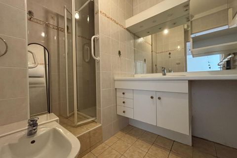Apartament a Avignon, Vaucluse, Avignon - € 1.500/mes | Ref: 3133 - foto 6