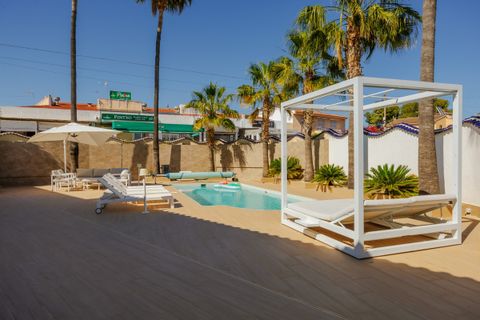 Villa i Ciudad Quesada, Alicante, Ciudad Quesada - € 590.000 | Ref: HBBCQ51554 - foto 15