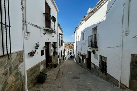 Town house in El Gastor, Cadiz - photo 2
