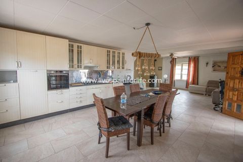 Landejendom i Albatera, Alicante, Albatera - € 397.000 | Ref: ALBA CR-D - foto 15